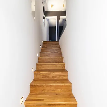 بيت للعطل Luxury House Near The Uskok Beach *